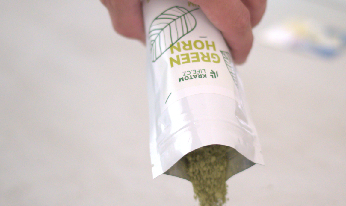 objevte účinky kratomu: zjistěte, jak tento přírodní produkt ovlivňuje energii, náladu a zdraví. přečtěte si více o jeho pozitivních i negativních účincích.