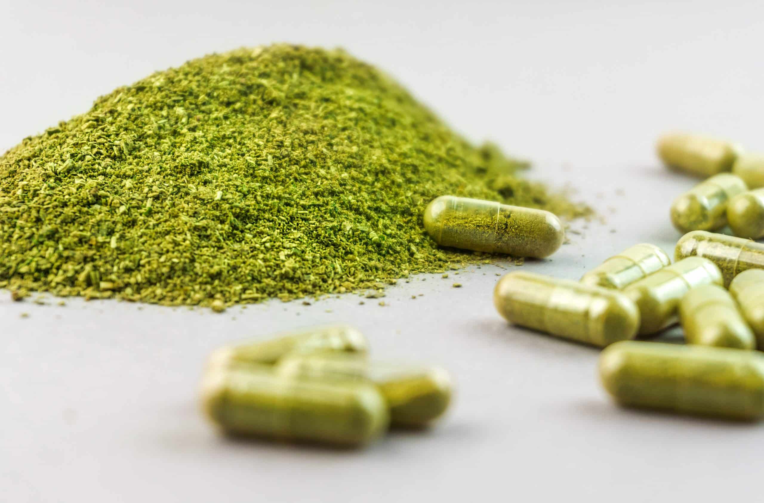 objevte, jak je kratom využíván v medicíně. zjistěte jeho možné přínosy, účinky a rizika při léčbě různých zdravotních obtíží.